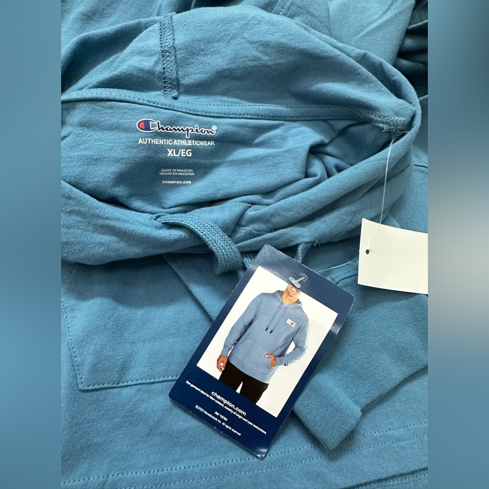 Champion Men’s Blue Pullover Hoodie – Lightweight Comfort Hoodie Size XL - Picture 3 of 6